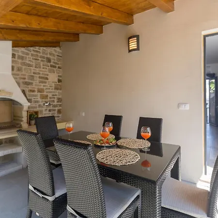 Radovan 2 Apartman Poreč