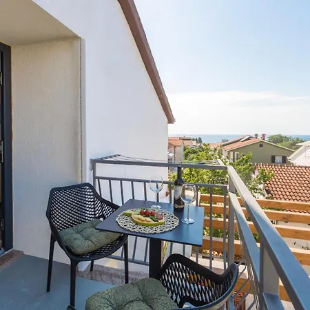 Radovan 2 Apartment Porec